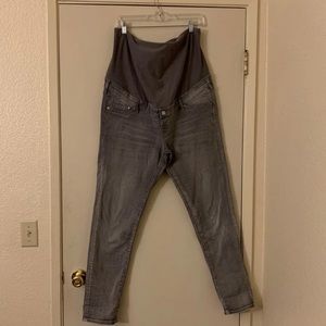 H&M Maternity Jeans.